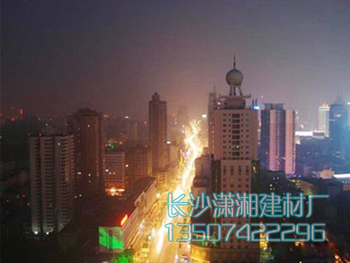 長(zhǎng)沙五一大道的水泥管 長(zhǎng)沙五一大道的水泥管